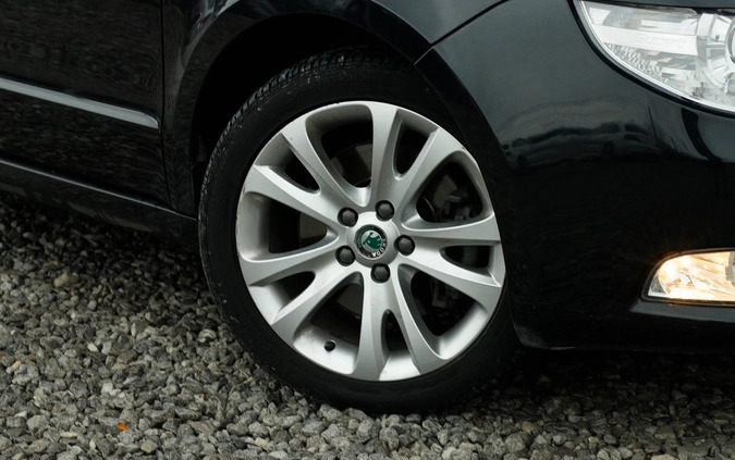 Skoda Superb cena 39900 przebieg: 218000, rok produkcji 2010 z Suwałki małe 704